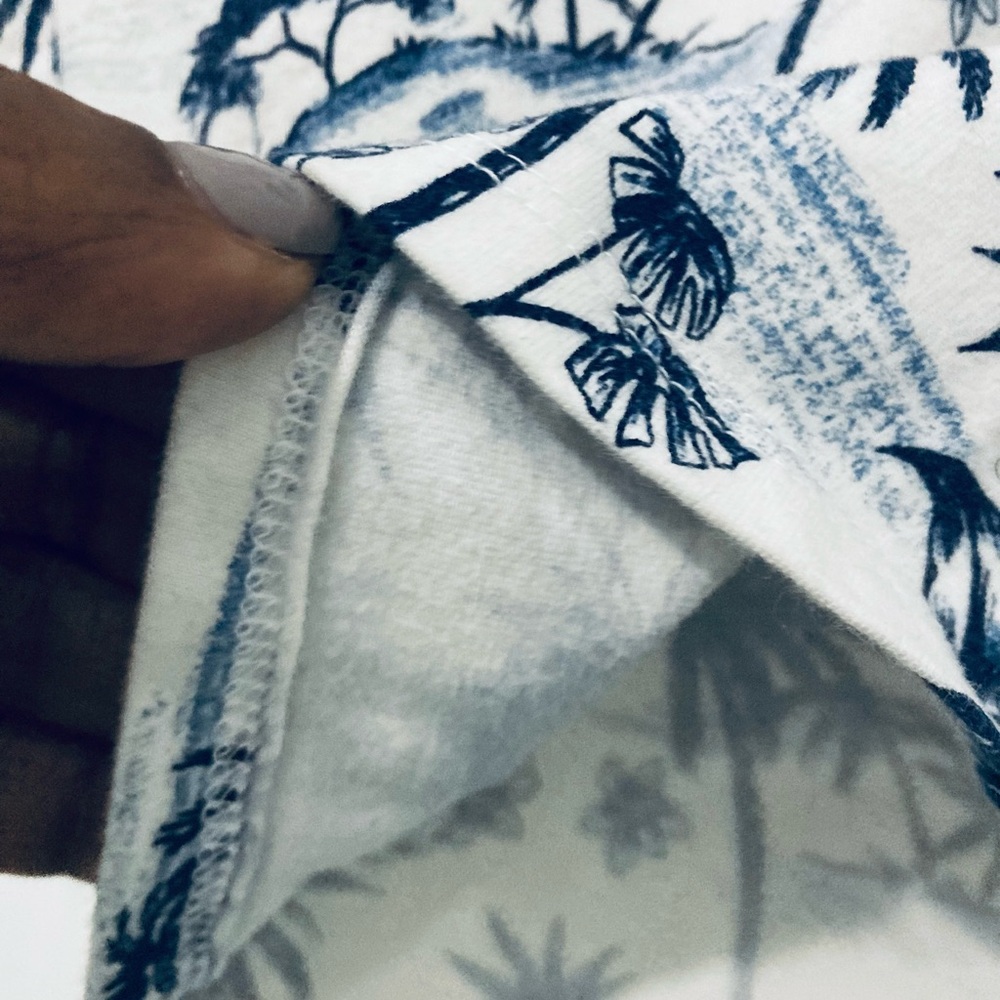 Tropical Print Biker Shorts - Picture 3 of 9